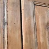 Anciennes portes de menuiserie intérieure
