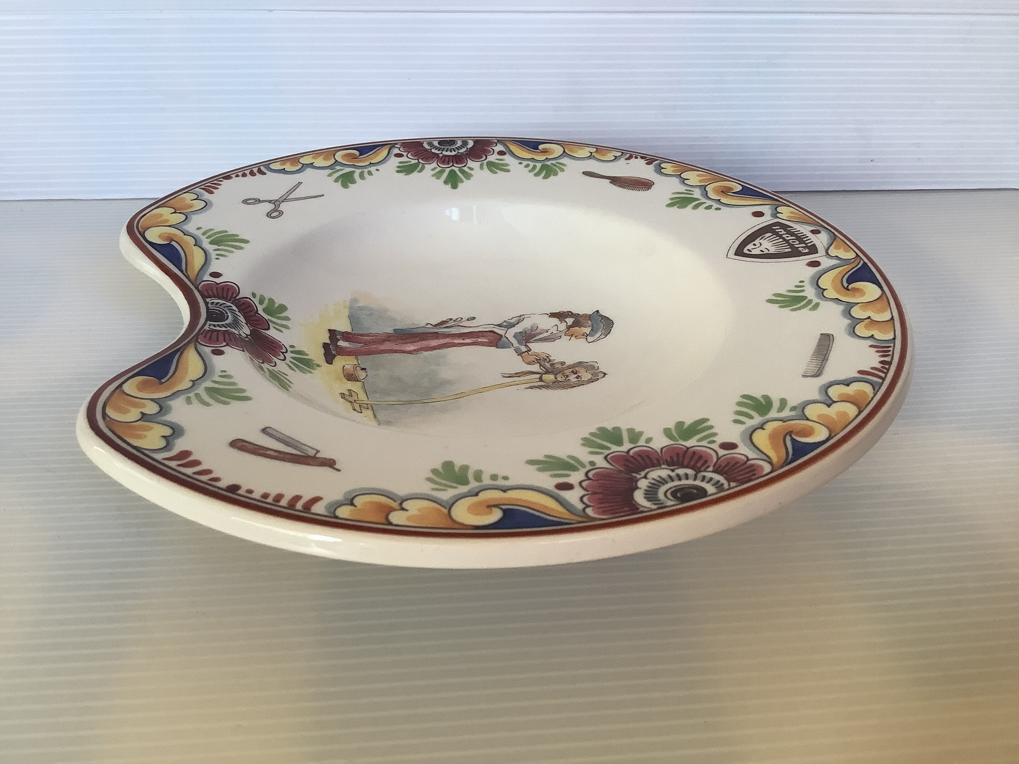 Royal Delft Holland barber shaving dish