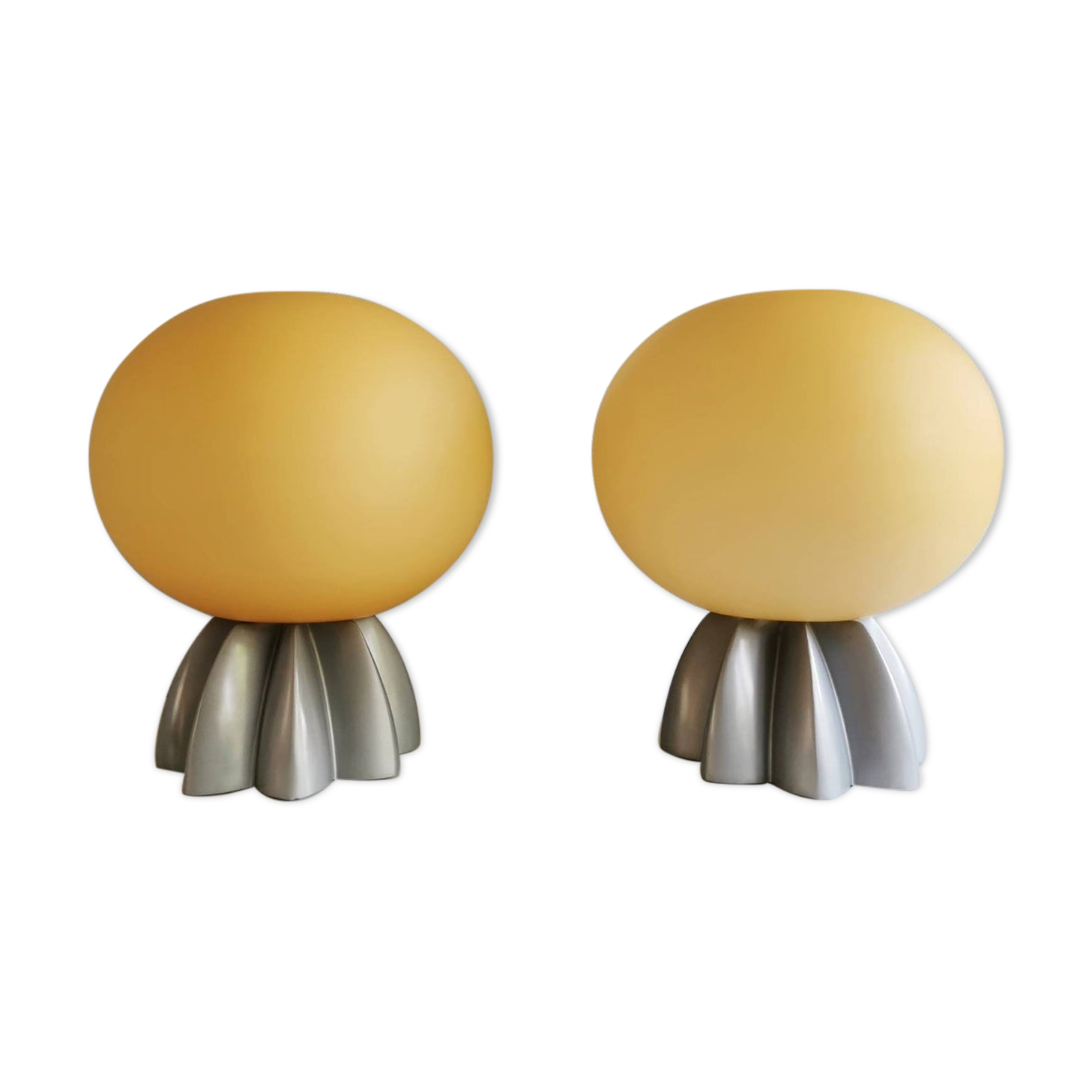 Set of 2 beautiful Foscarini table lamps with 80s Murano glass