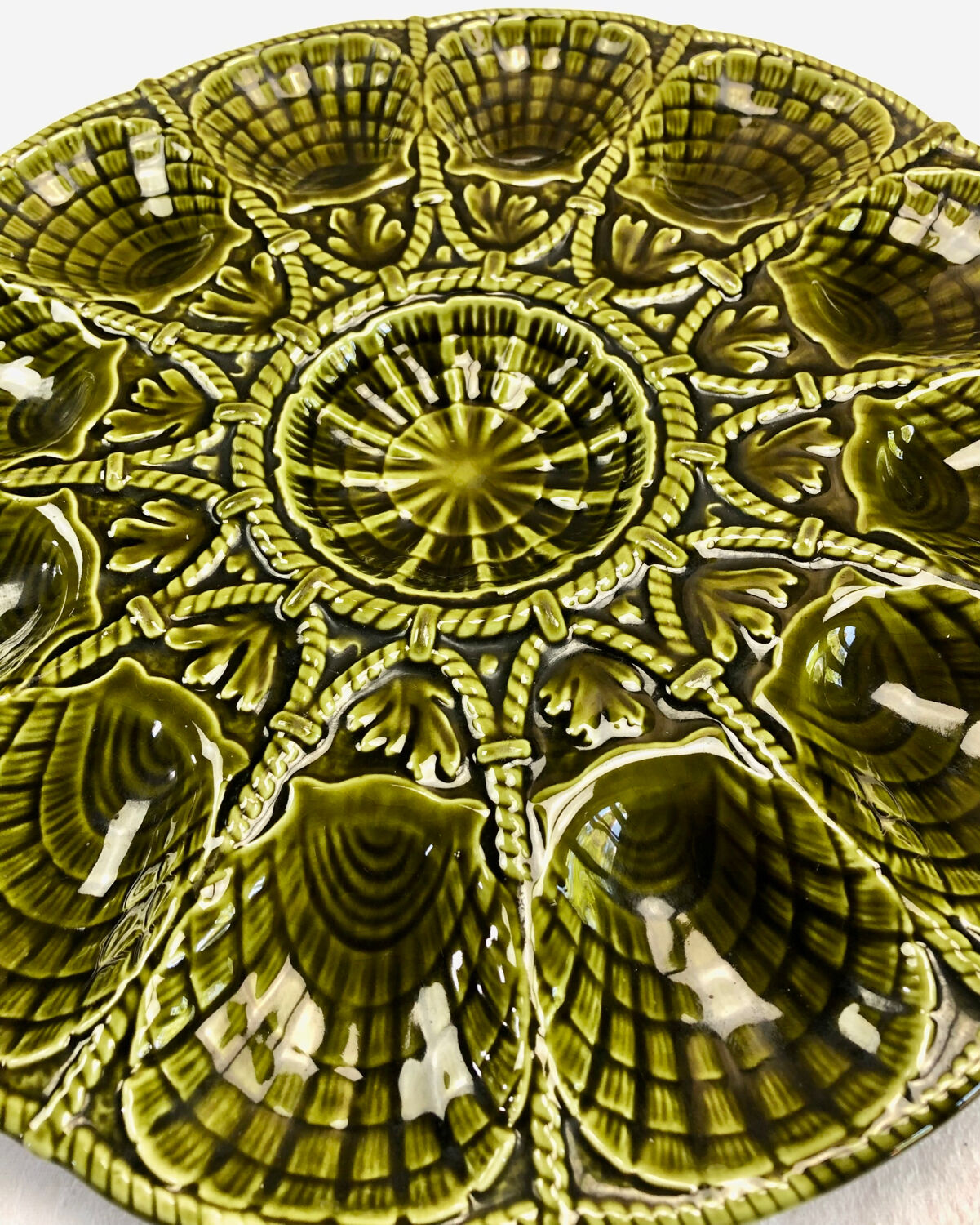 Oyster dish barbotine Sarreguemines