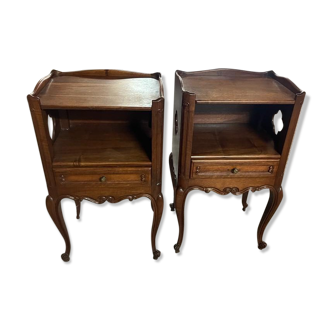2 bedside tables