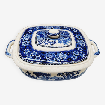 Villeroy and Boch vegetable dish