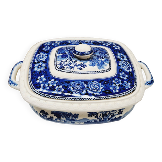 Villeroy and Boch vegetable dish