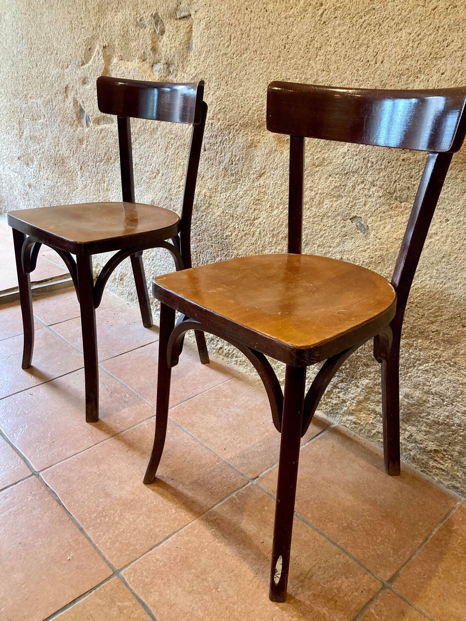 Lot of 2 Baumann chairs