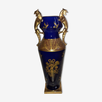 Vase en porcelaine de Tours