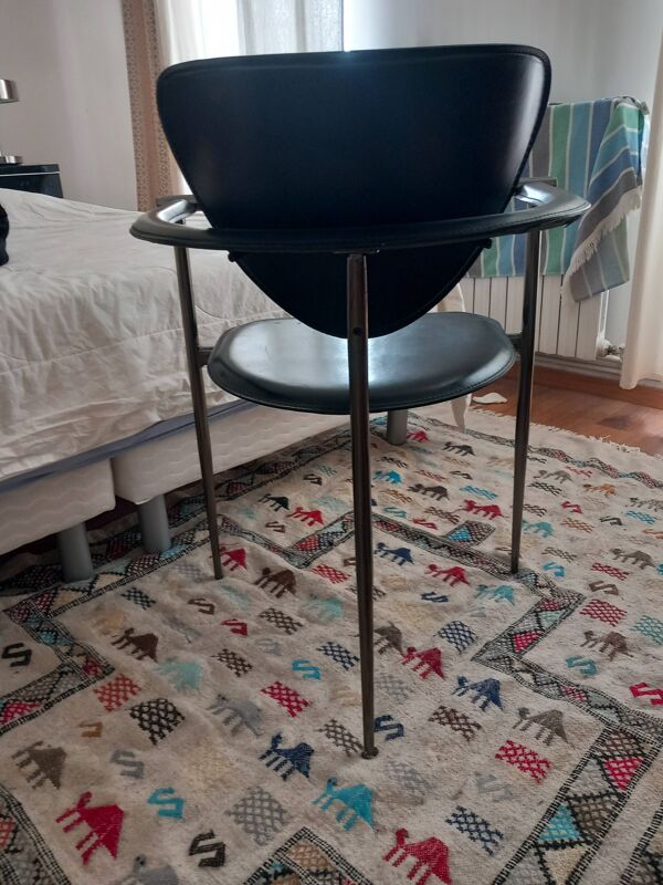Chaise année 80 italienne  style Arrden