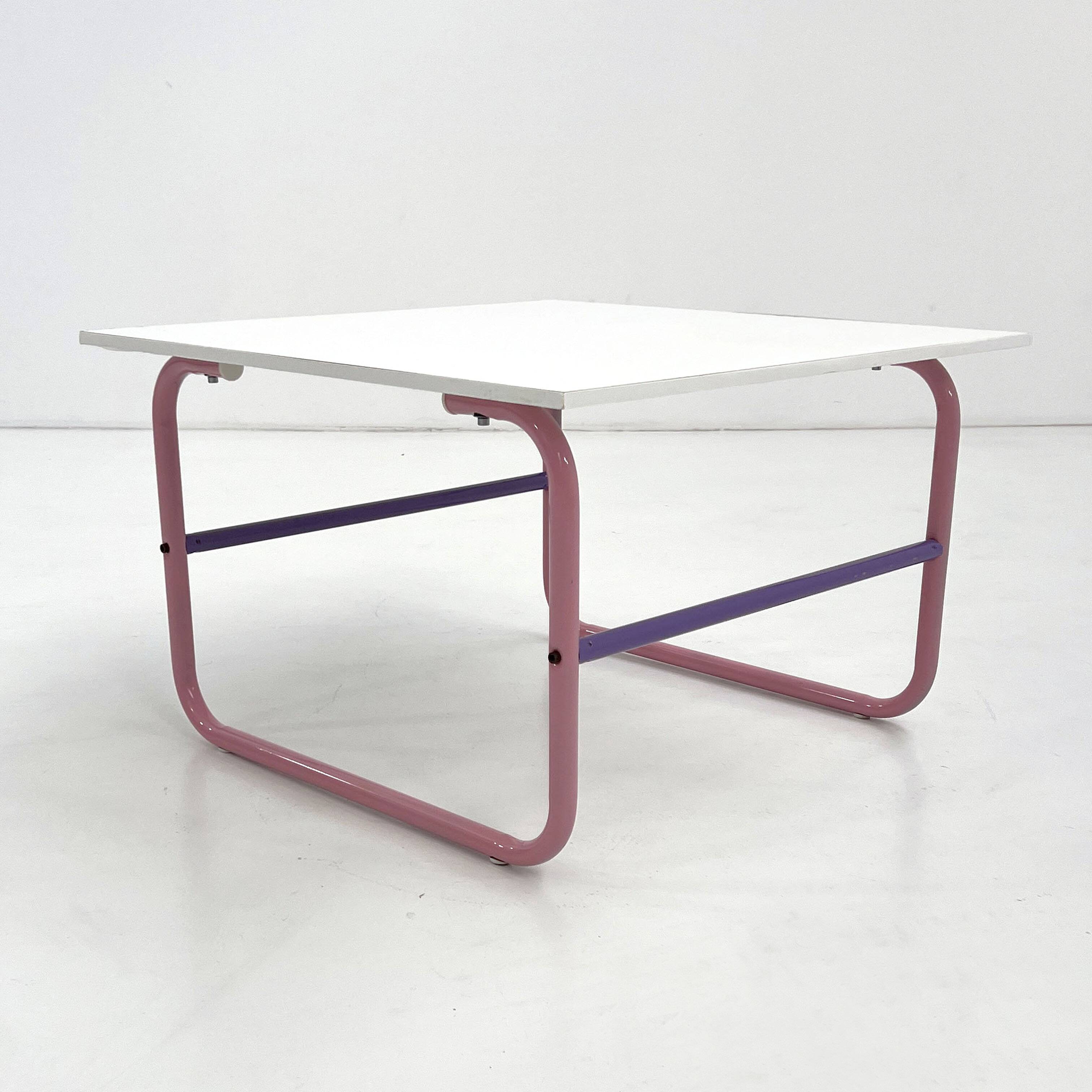 Tubular coffee table in pink and purple, 1980.