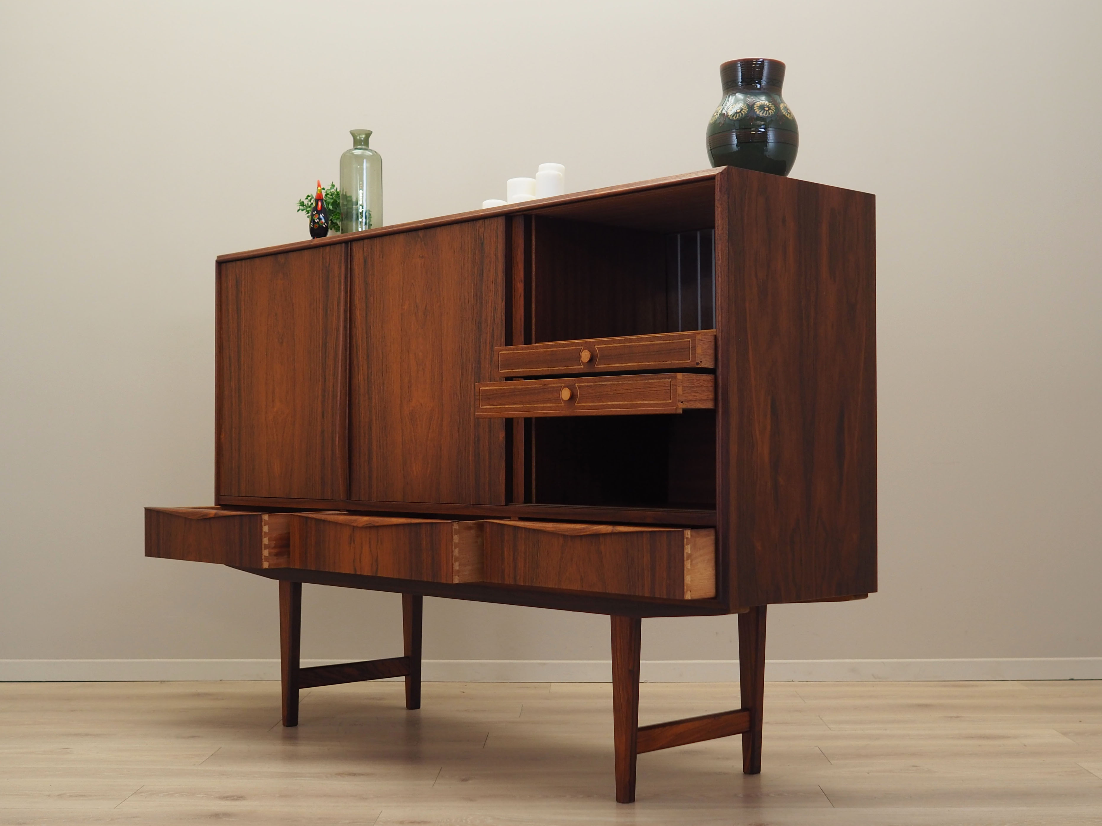 Rosewood highboard, Danish design, 1960s, designer: E.W. Bach