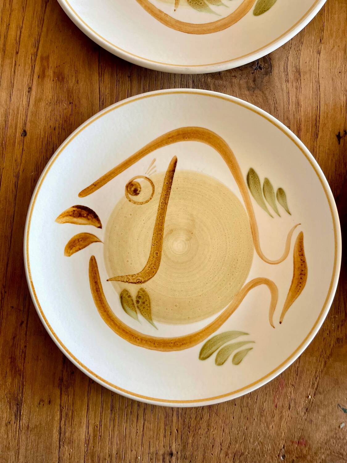 Assiettes anciennes françaises Salins, années 70