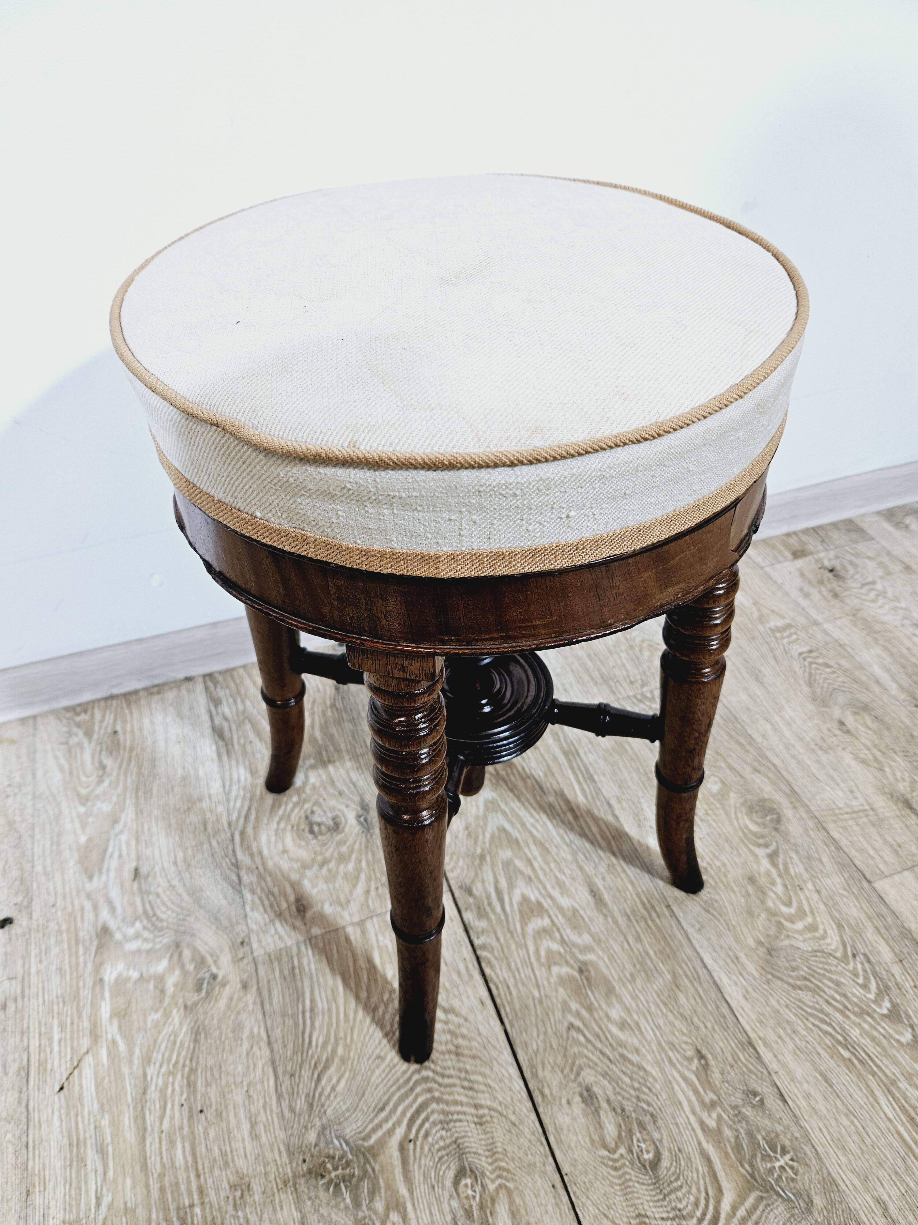 Antique Victorian Piano Stool 19th century - Walnut