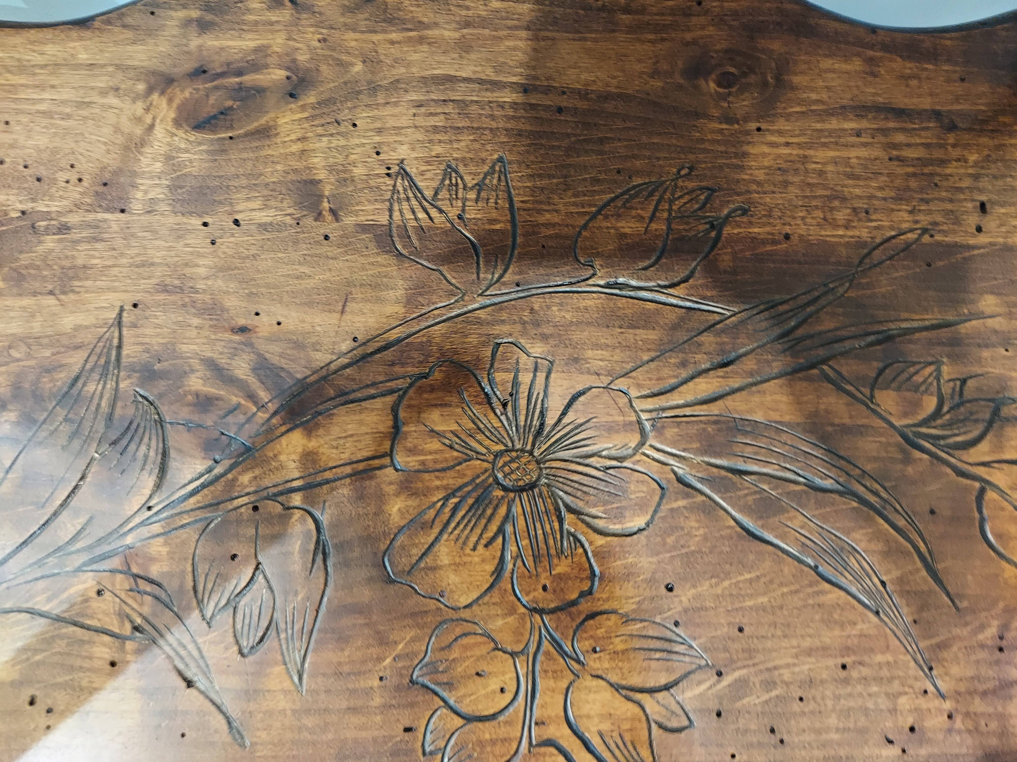Gueridon scelette bois de style Art nouveau