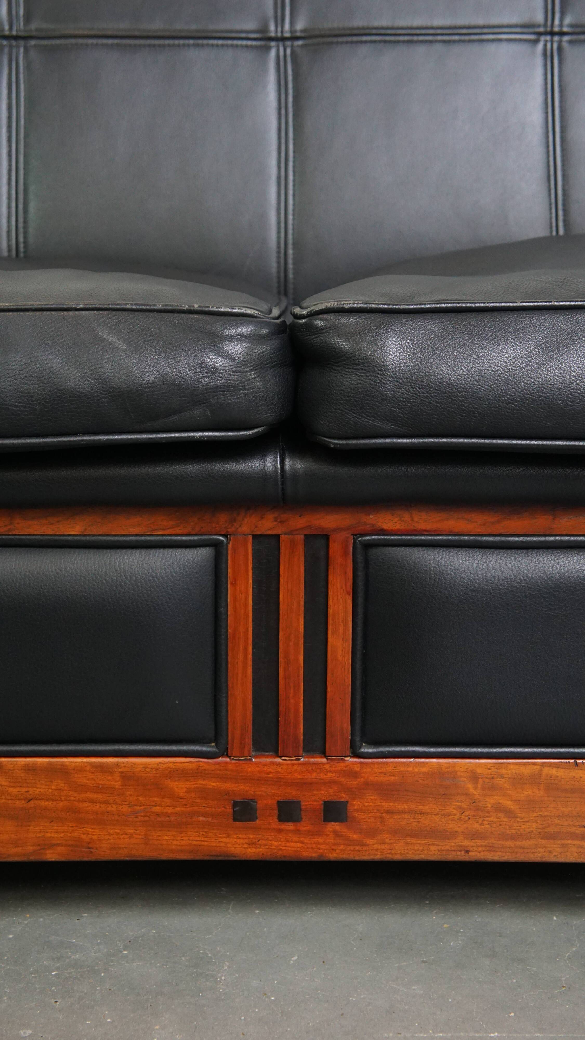Art Deco 2.5-Seater Leather Sofa