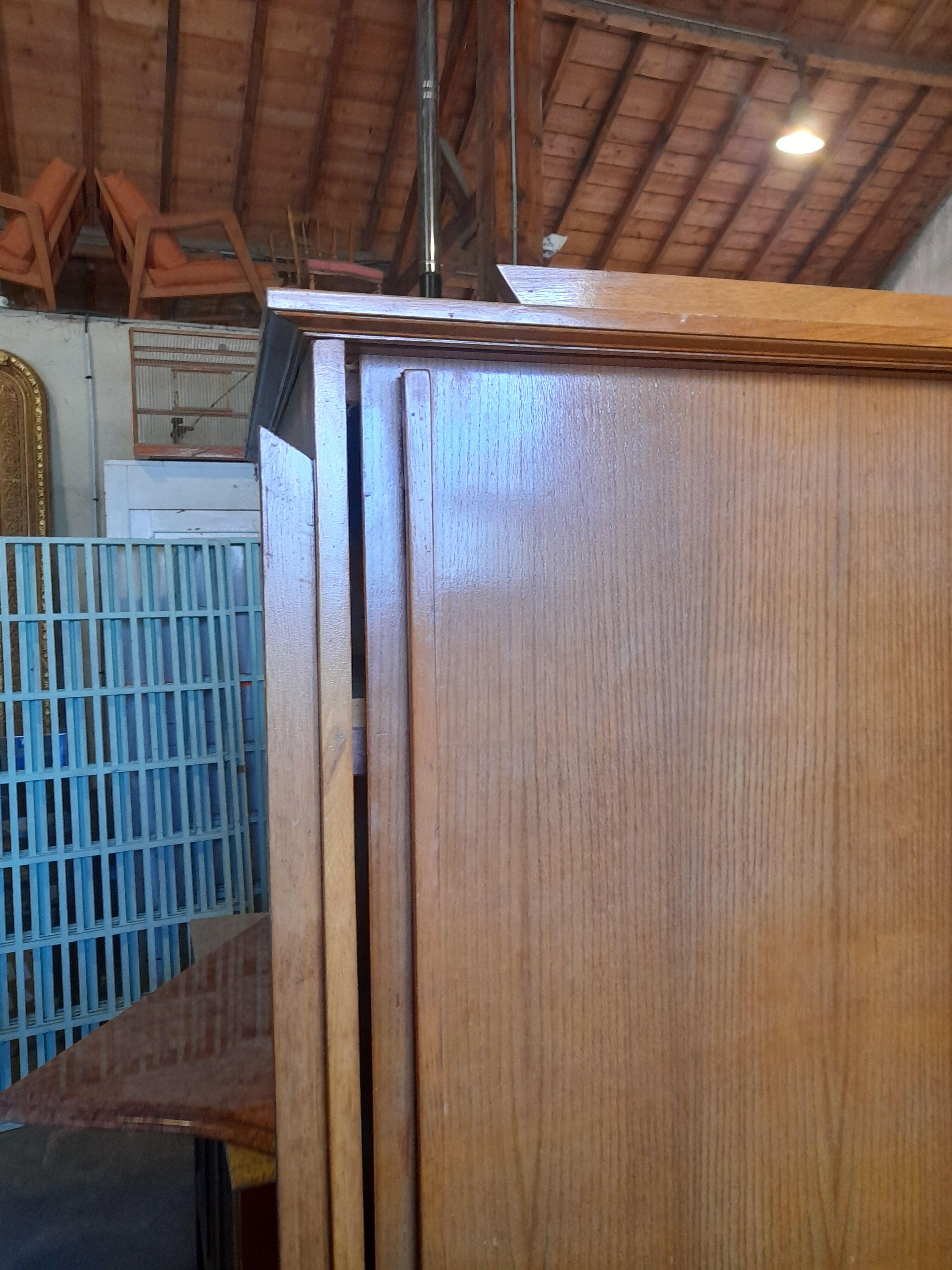 Wardrobe wardrobe year 50 vintage compass feet