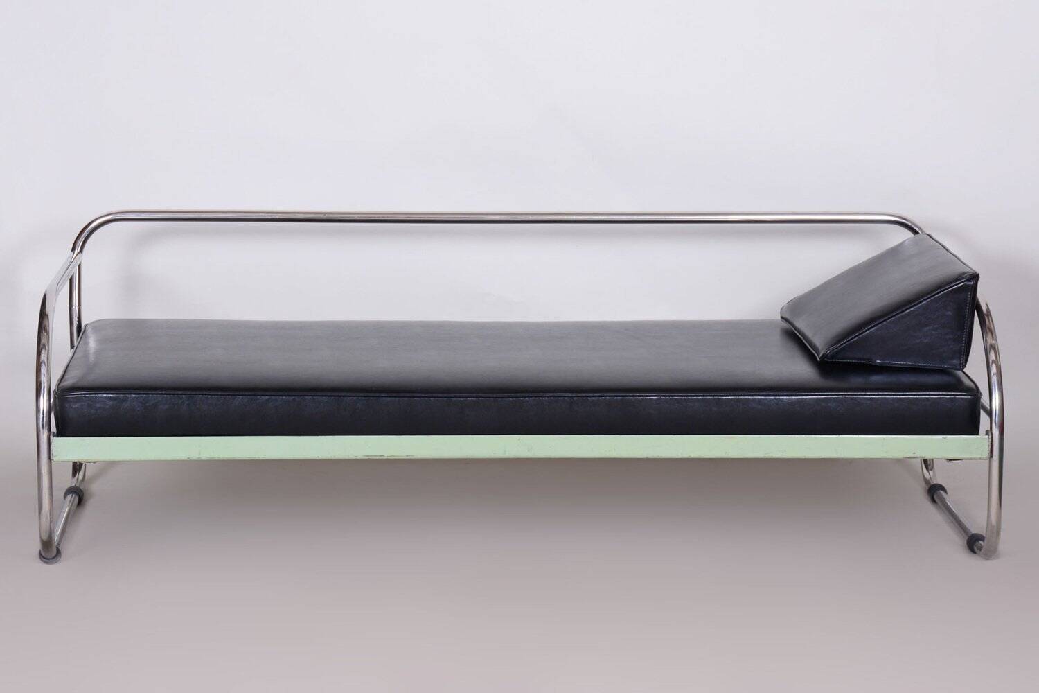 Bauhaus Sofa in Leather by Robert Slezak, 1930s
