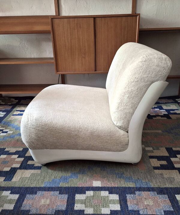 Chaise longue en fibre de verre italienne après Mario Bellini, années 1960.