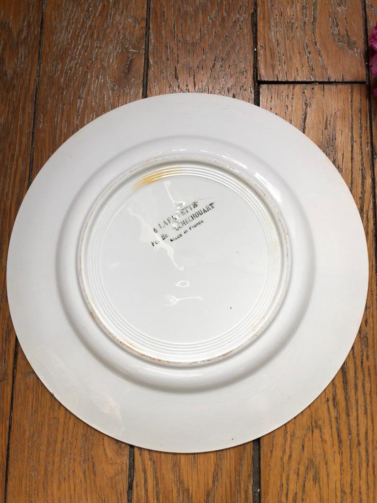 Vintage serving dish 40s, red rosehip flower pattern
