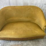 Vintage toad bench