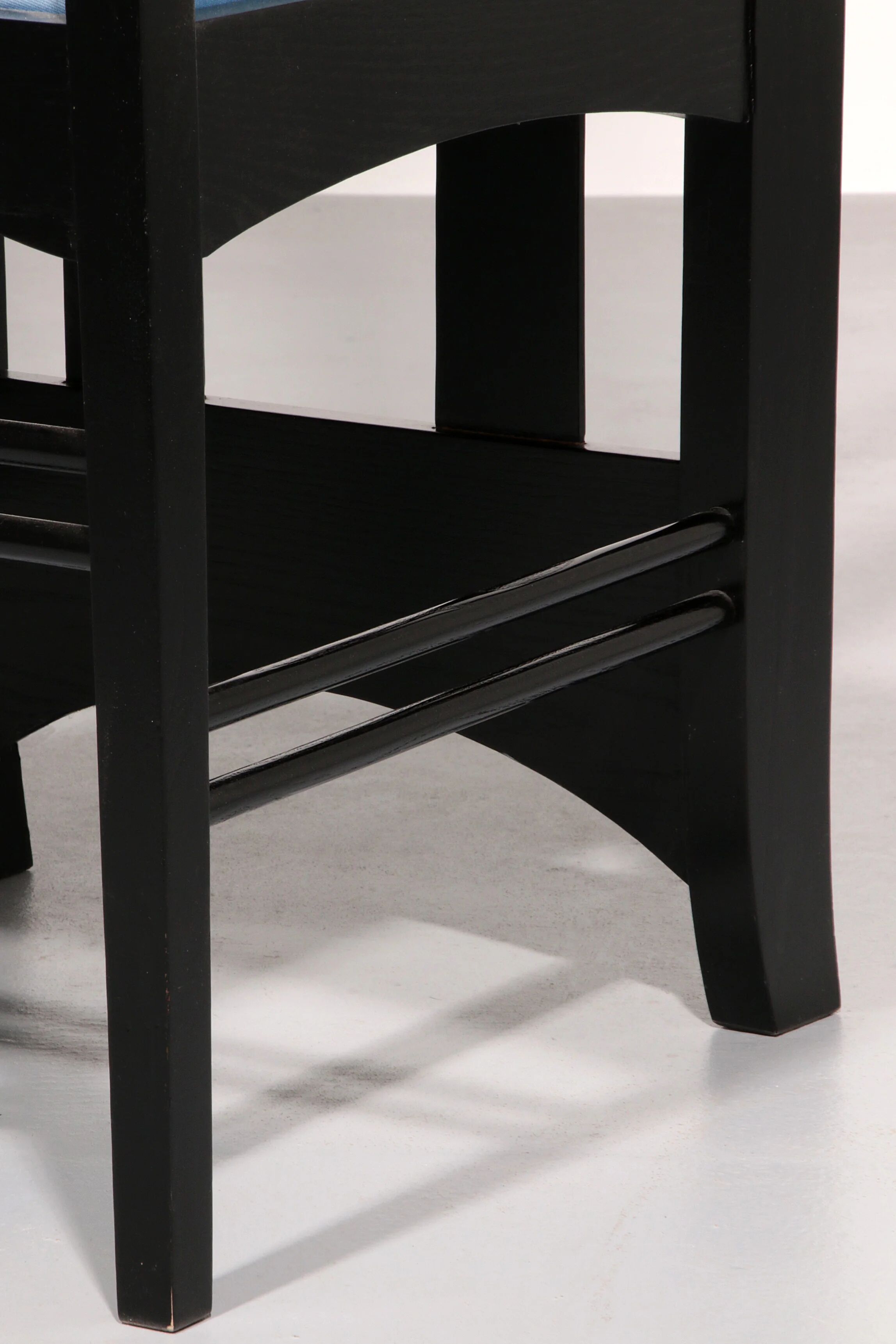 Charles Rennie Mackintosh high back chair Italy