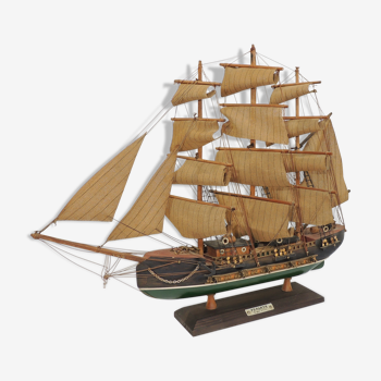 Model boat/ Fragata Siglo XVIII/vintage