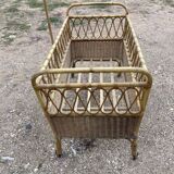 Wicker baby bed