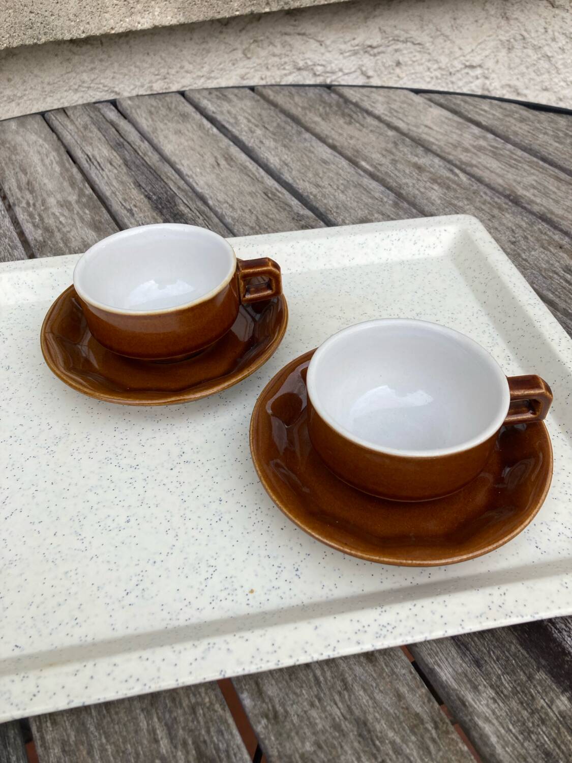 Bistro coffee cups