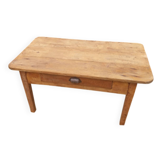 Table basse en bois avec un tiroir