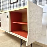 Formica Compass Foot Row