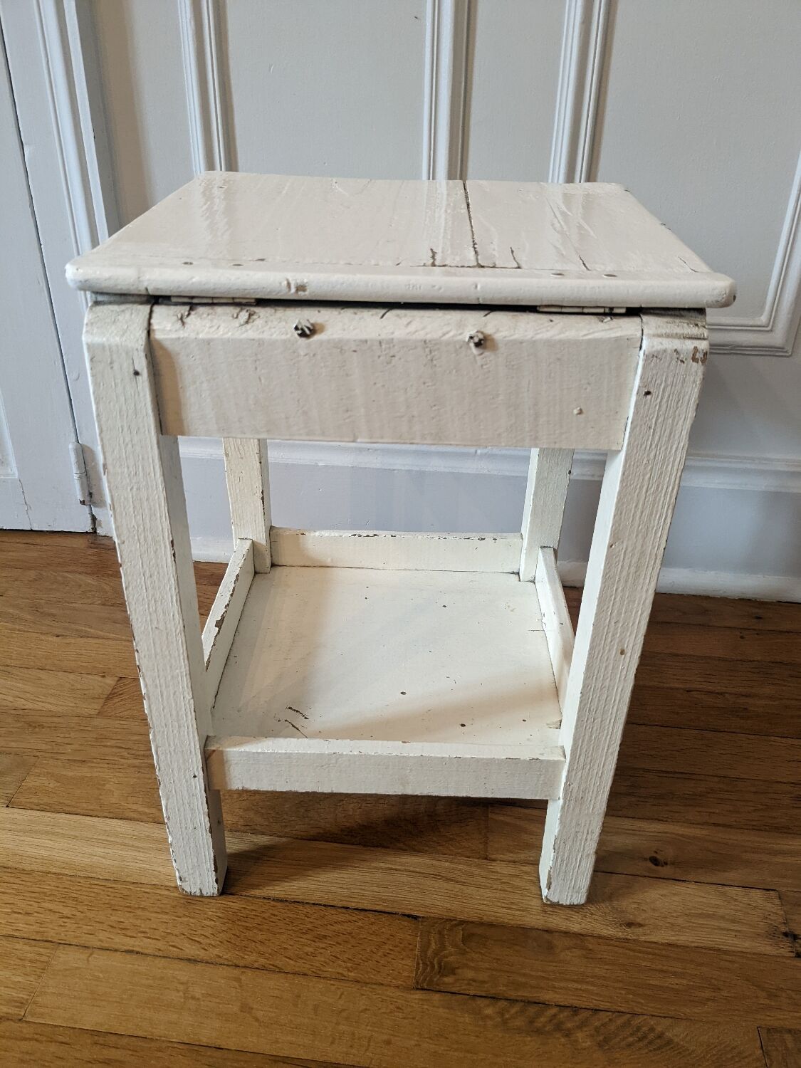 Vintage chest stool
