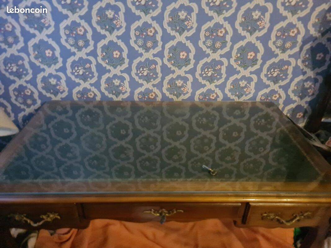 Louis XV desk 15