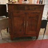 Buffet at the height of support period 18th in walnut