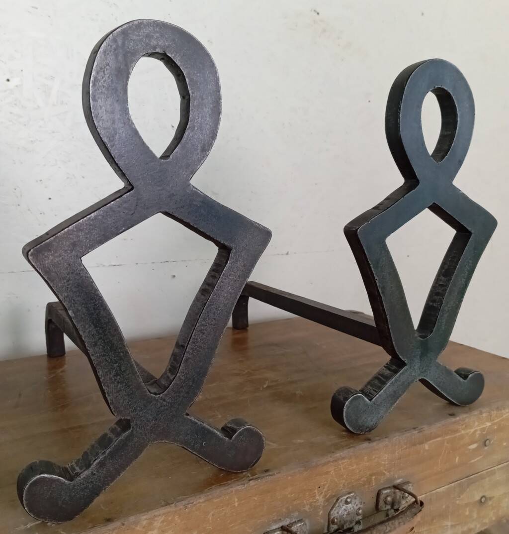 paire de chenets fer forgé dlg Raymond Subes