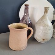 Pichet pot à lait ancien en terre cuite vernissée