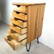 Commode sur pieds en épingle à cheveux, style scandinave