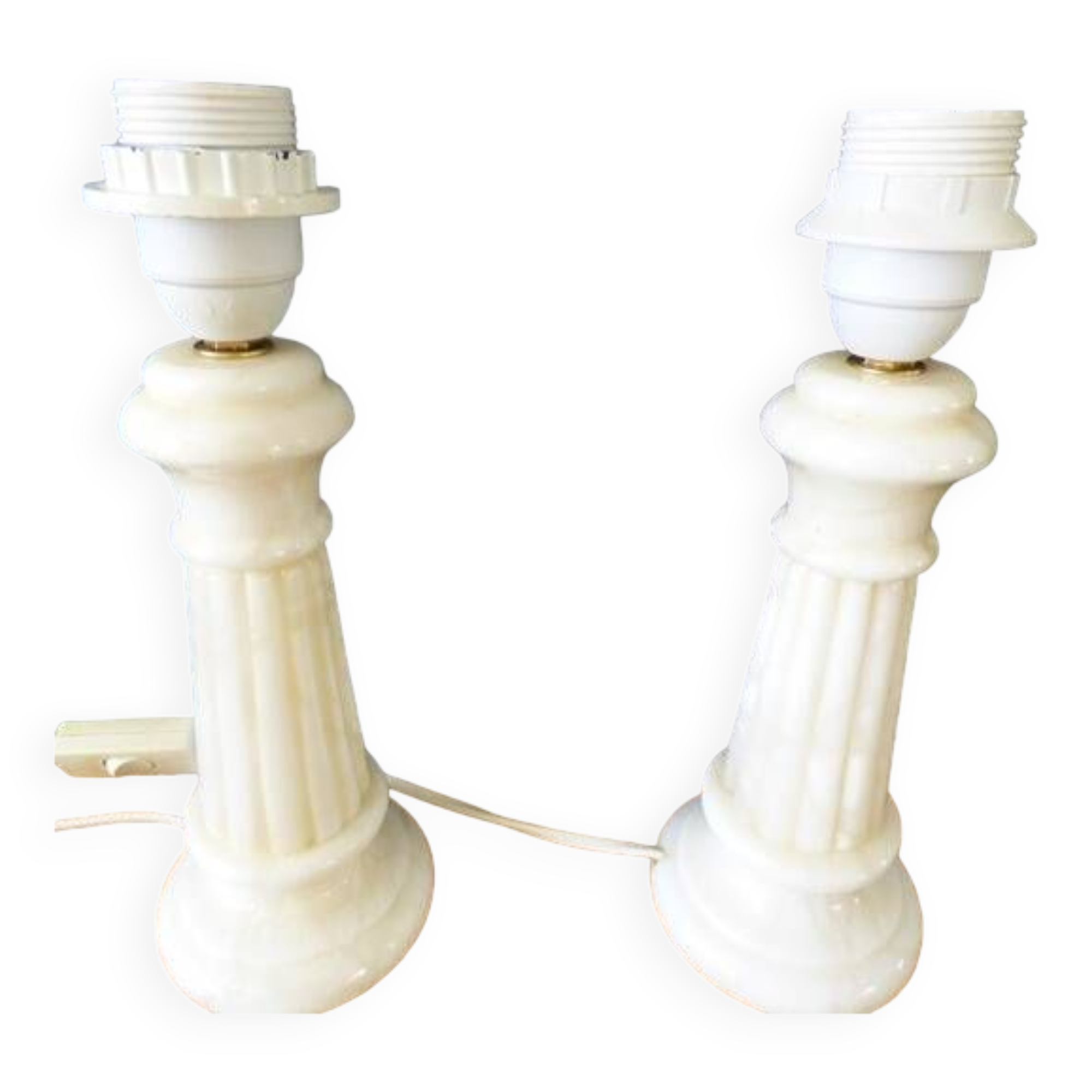 Set of 2 off-white alabaster lamp bases