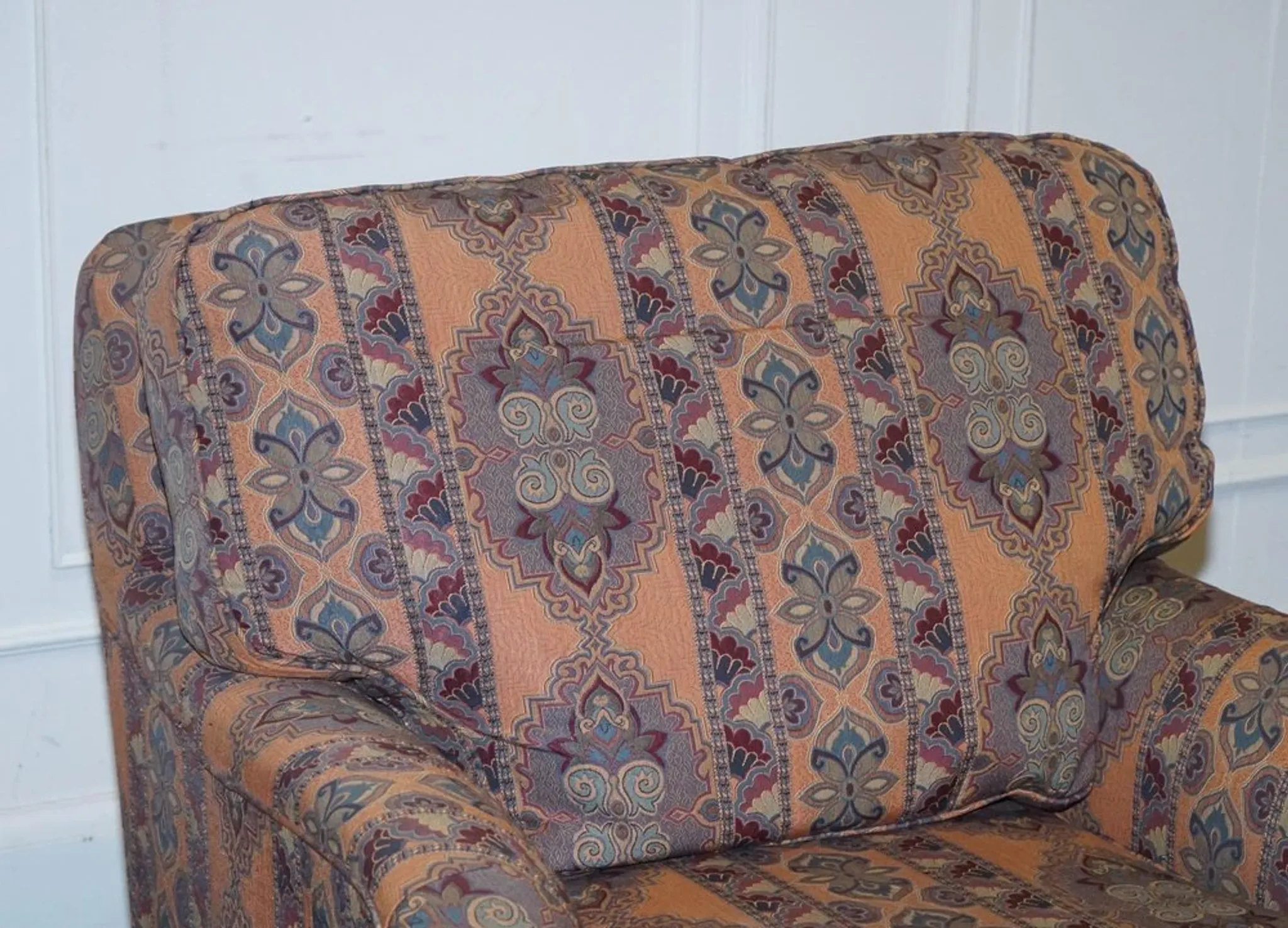 Multiyork Countryhouse Removable Fabric Armchair in the Howard Arm style
