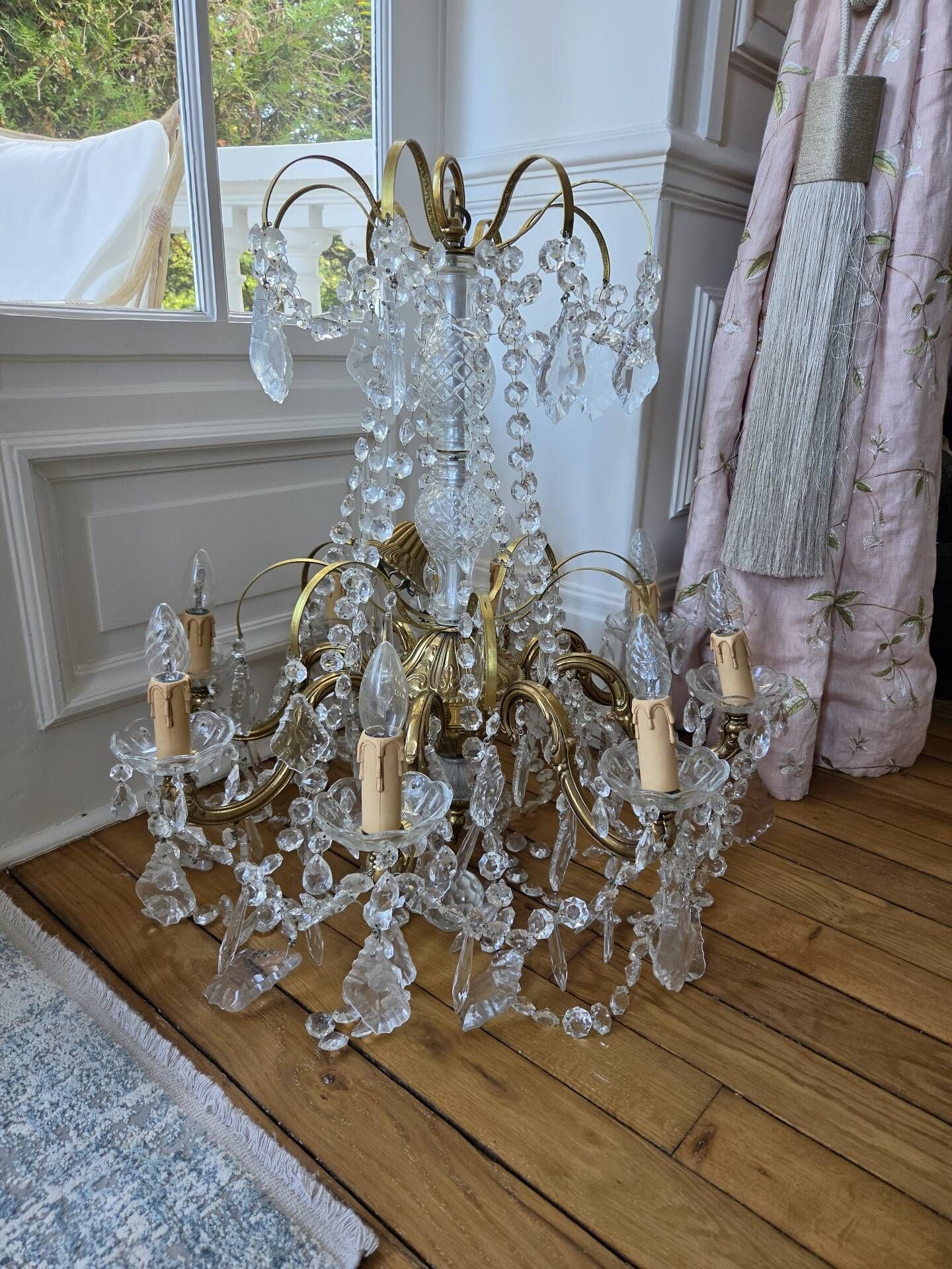 Chandeliers