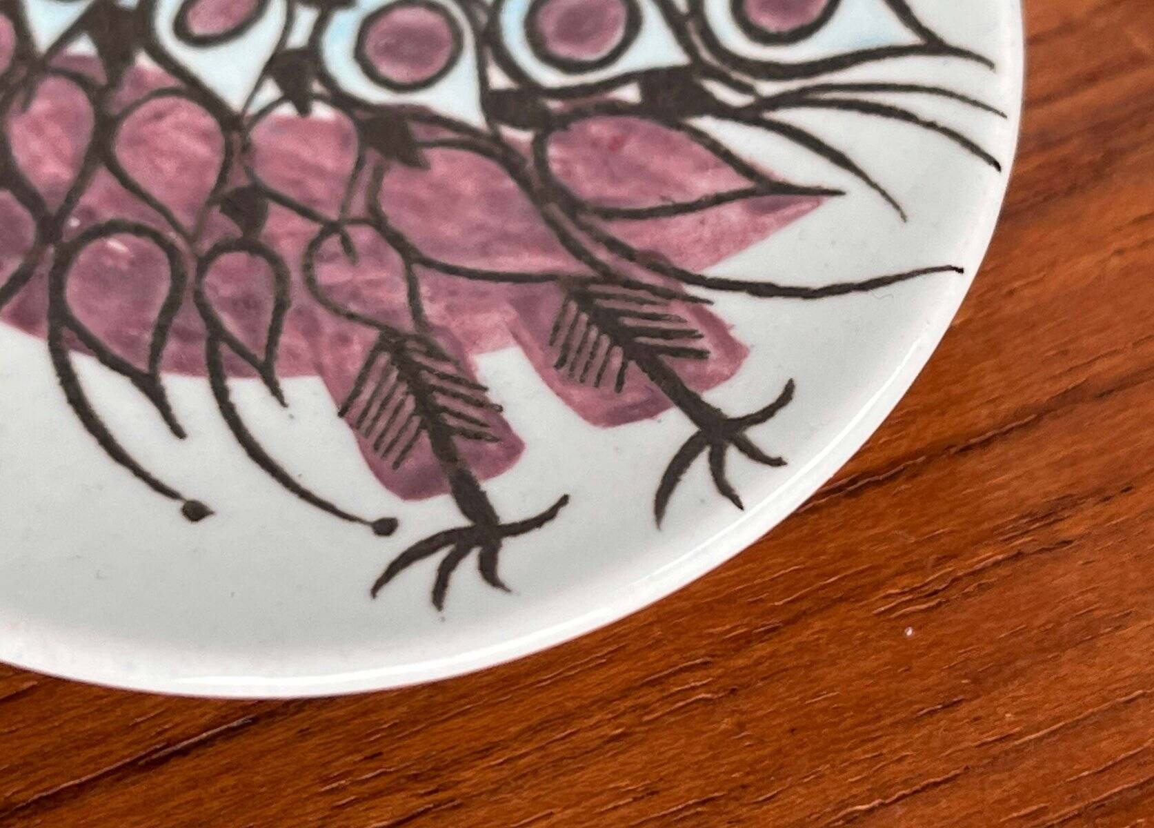 Small oyster or Danish sauce plates from the mid-century by Beth Breyen for Royal Copenhagen, set of 4.