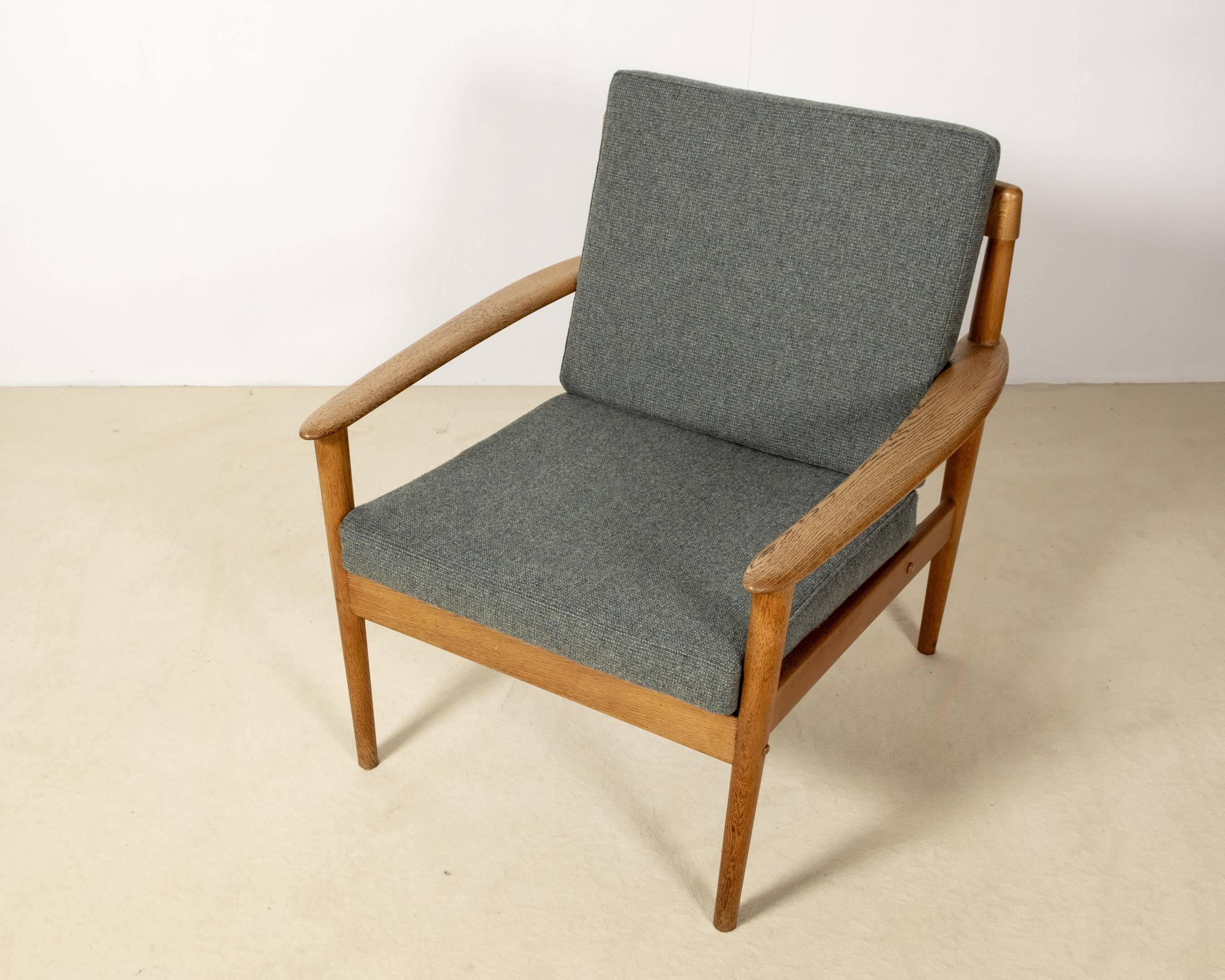 Grete Jalk Easy Chair Model PJ56 in Oak, 1950s Denmark
