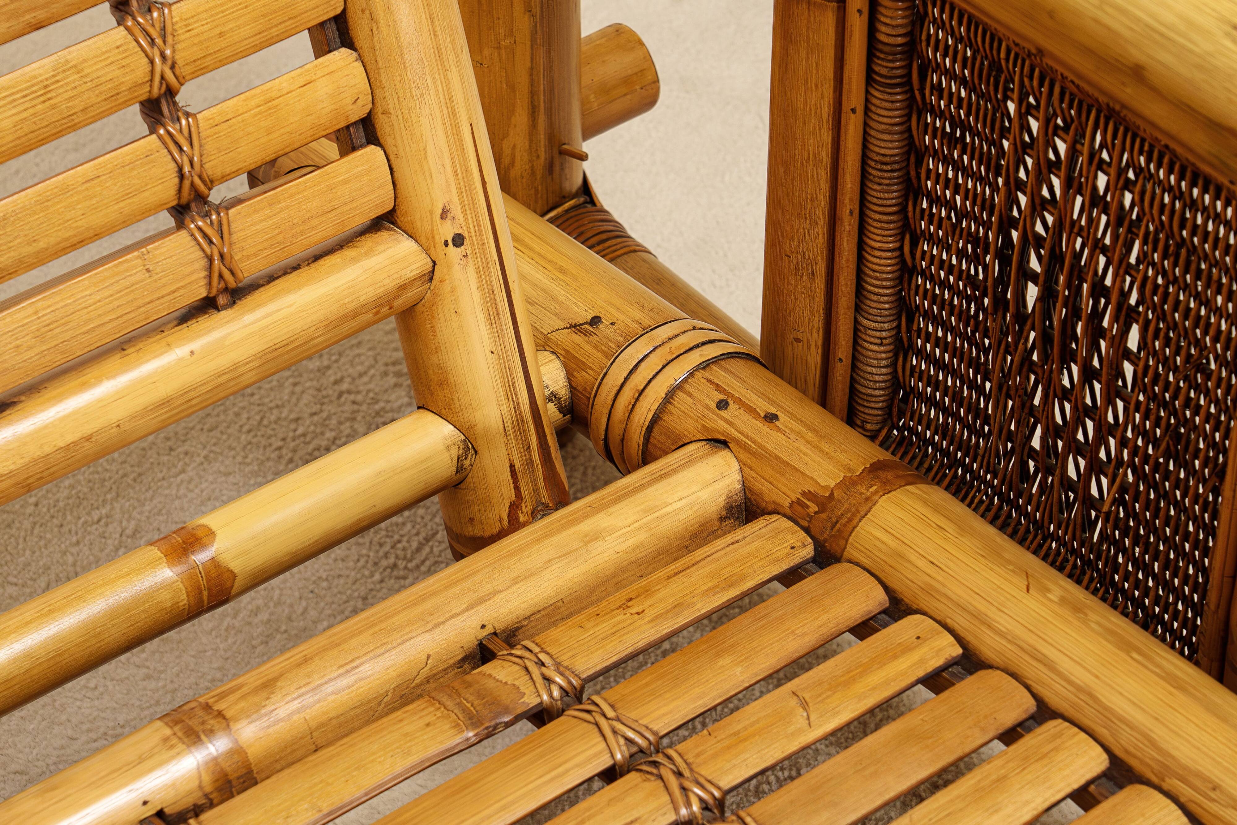 Paire de fauteuils en bambou, coussins Pierre Frey, travail français, vers 1960-70