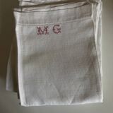 Set de 6 serviettes en lin caviar 1930 brodées MG rouge 65 x 85