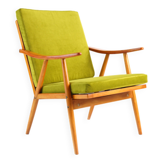 Green vintage armchair, Cal velvet fabric, solid wood 60s / 70s