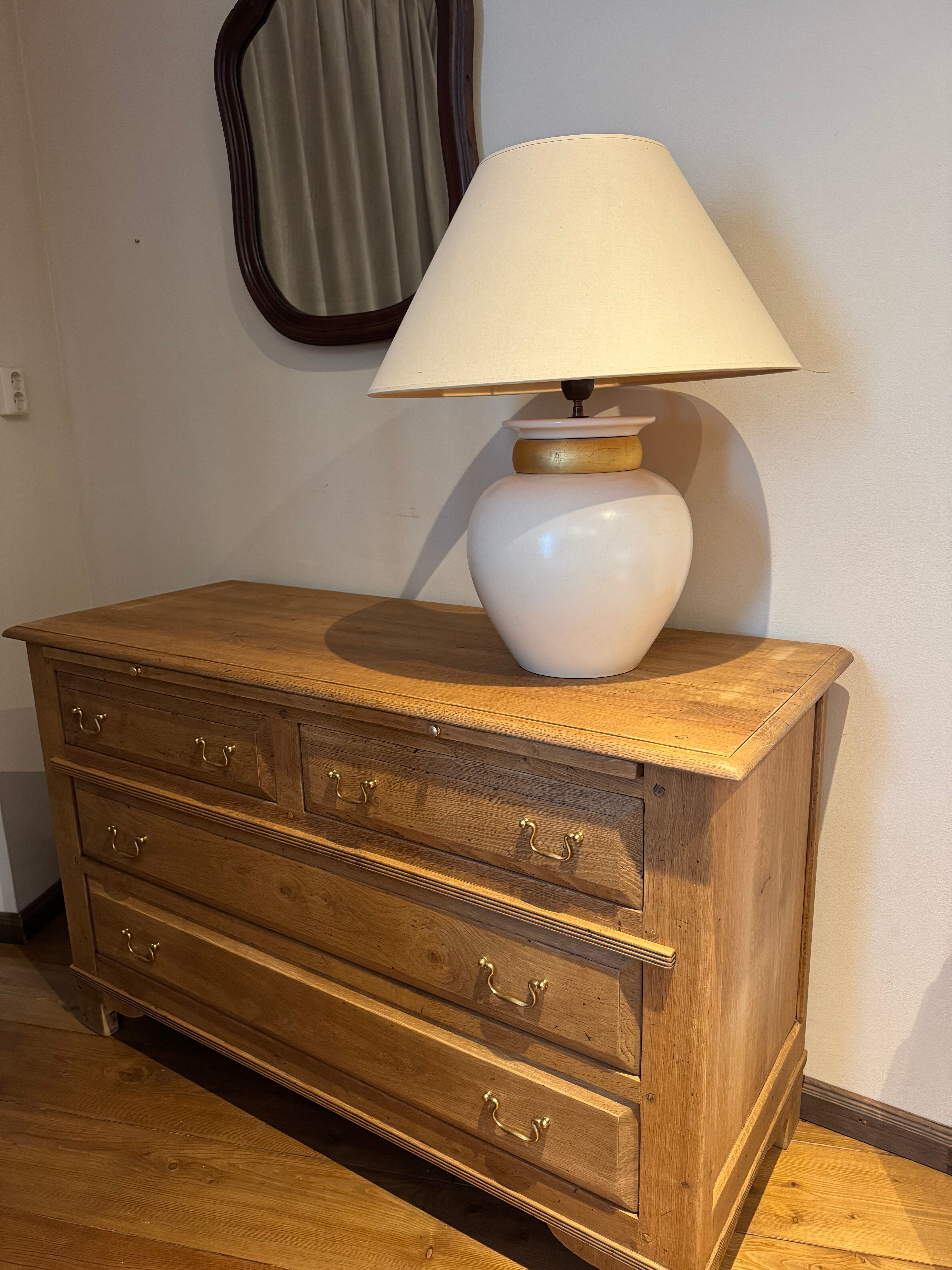 Kostka table lamp base