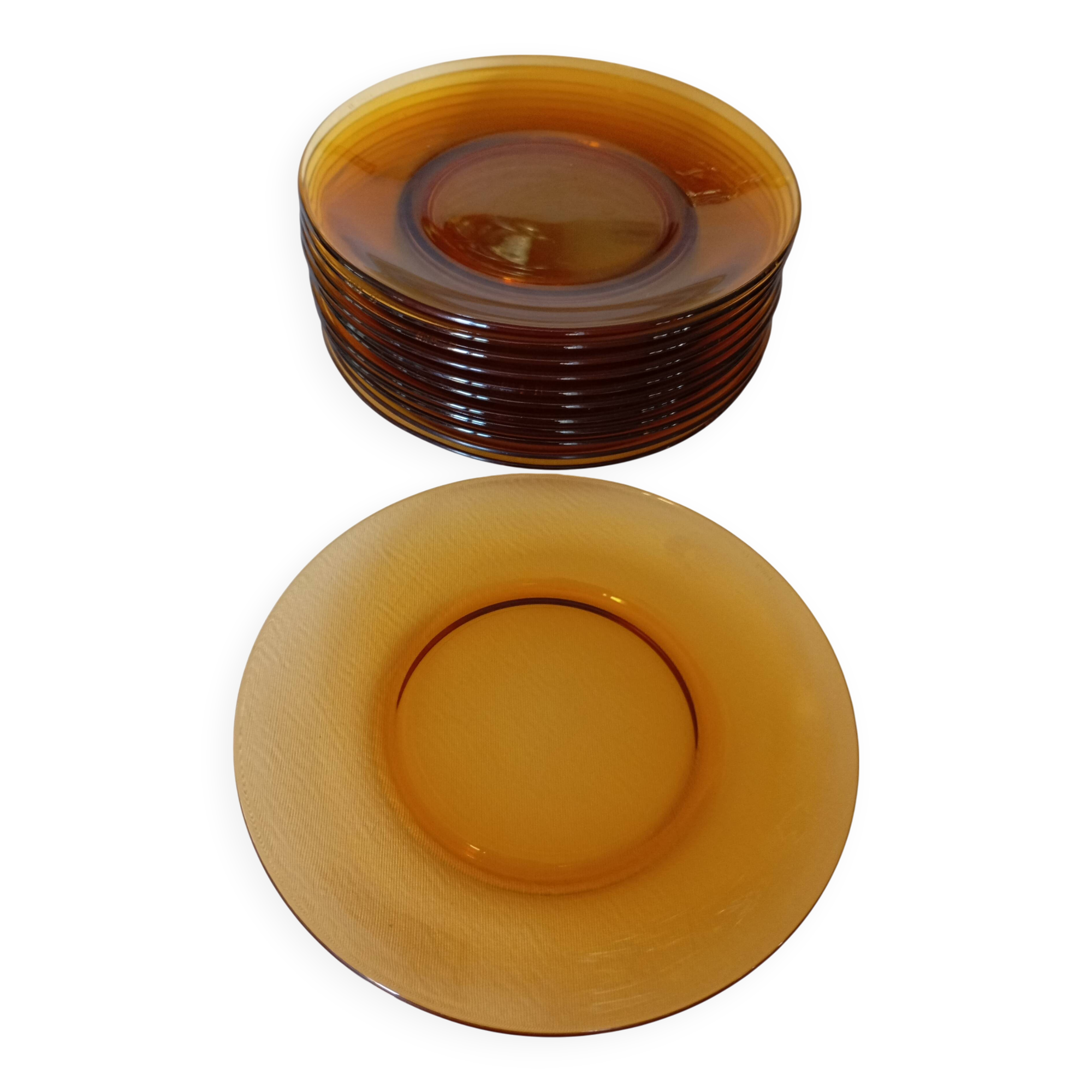 12 assiettes plates Vereco ambre