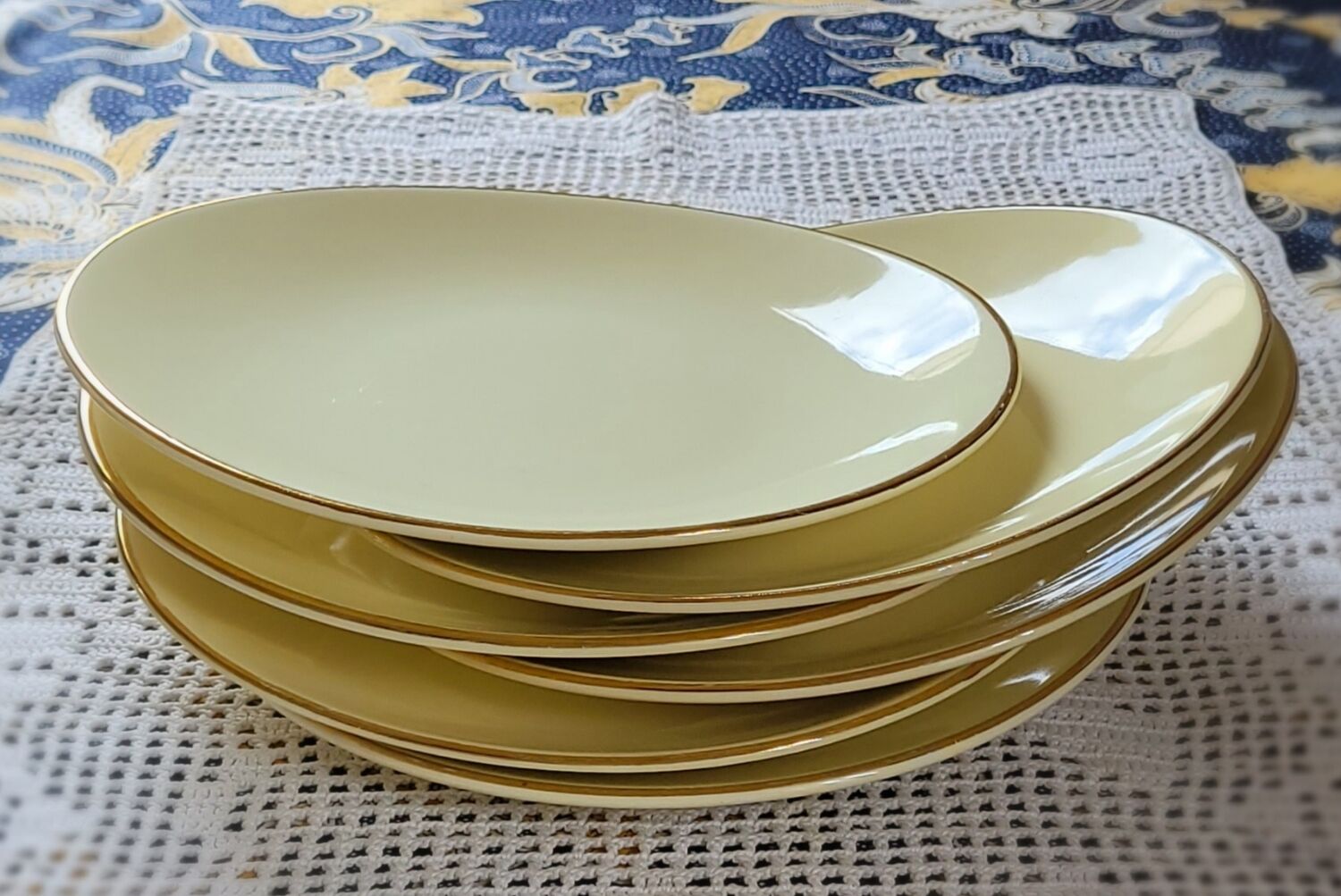 Set of 6 flat yellow plates porcelain from Salins model Tivoli