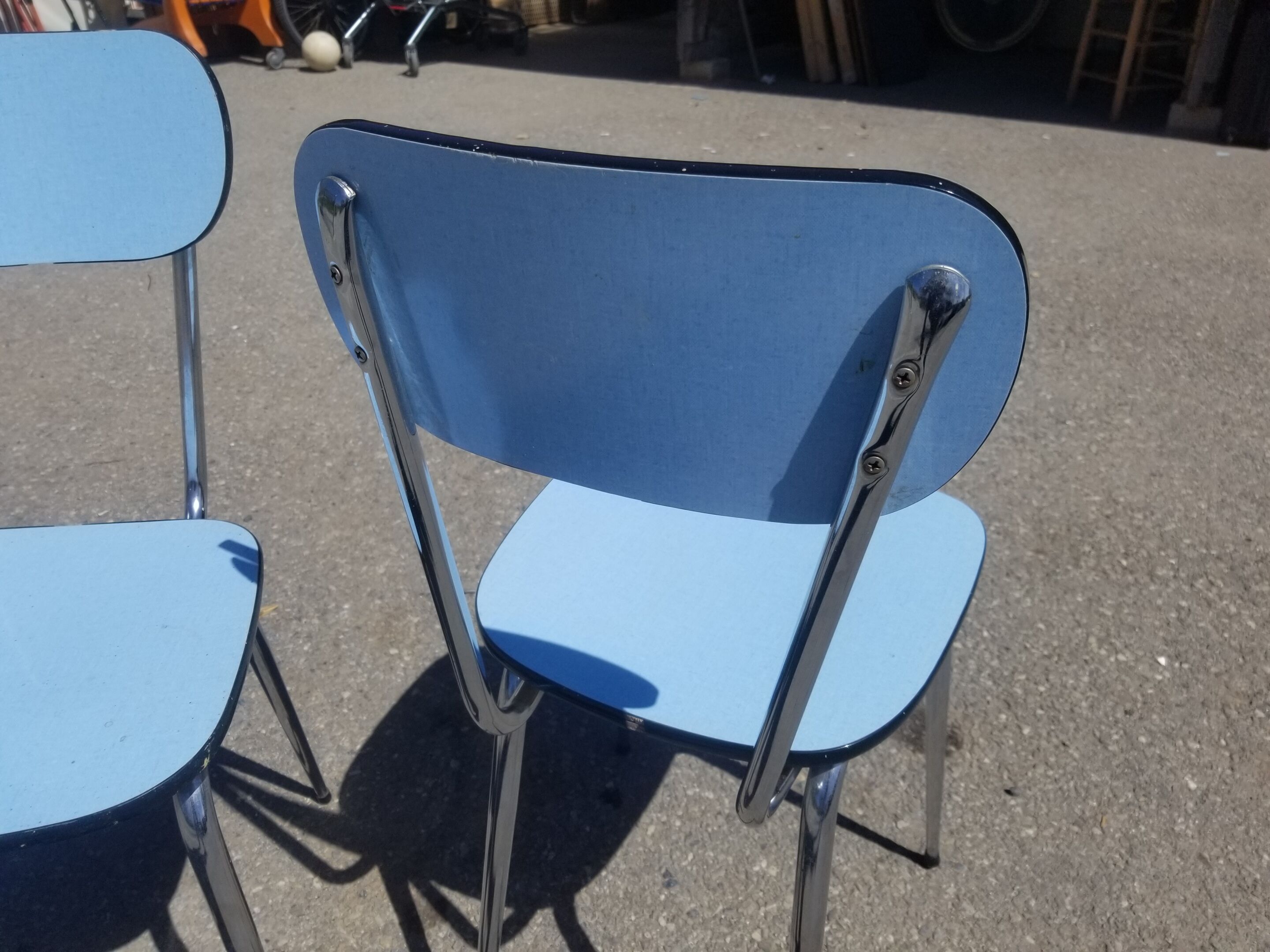 Pair of vintage chairs in formica blue - 60s
