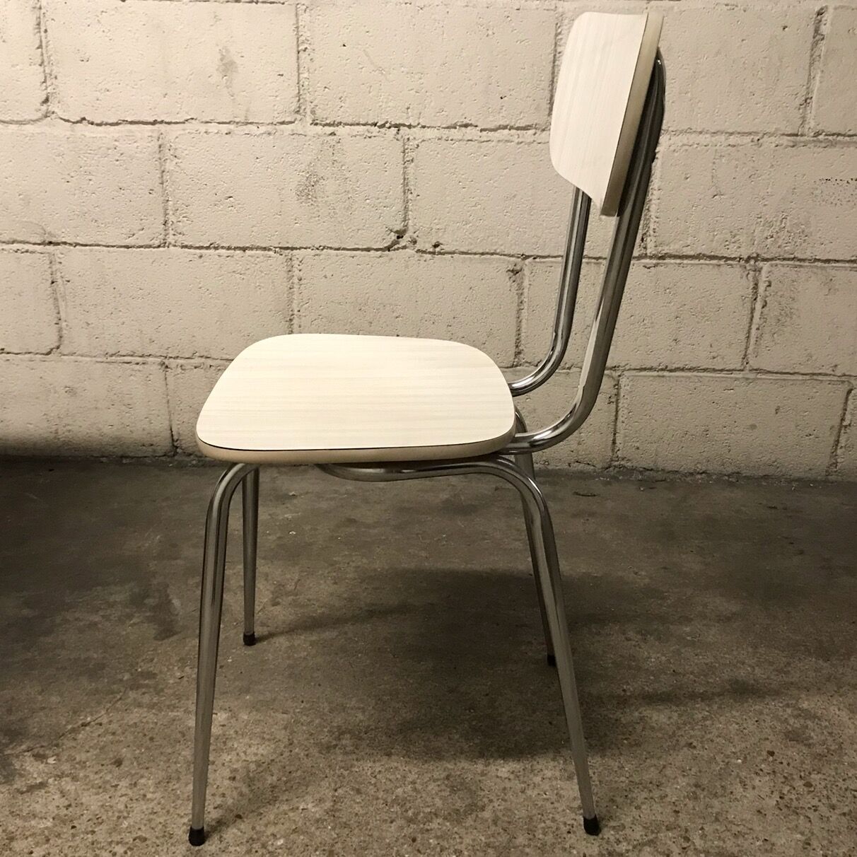 Gray strillee white formica table with 2 chairs 60s