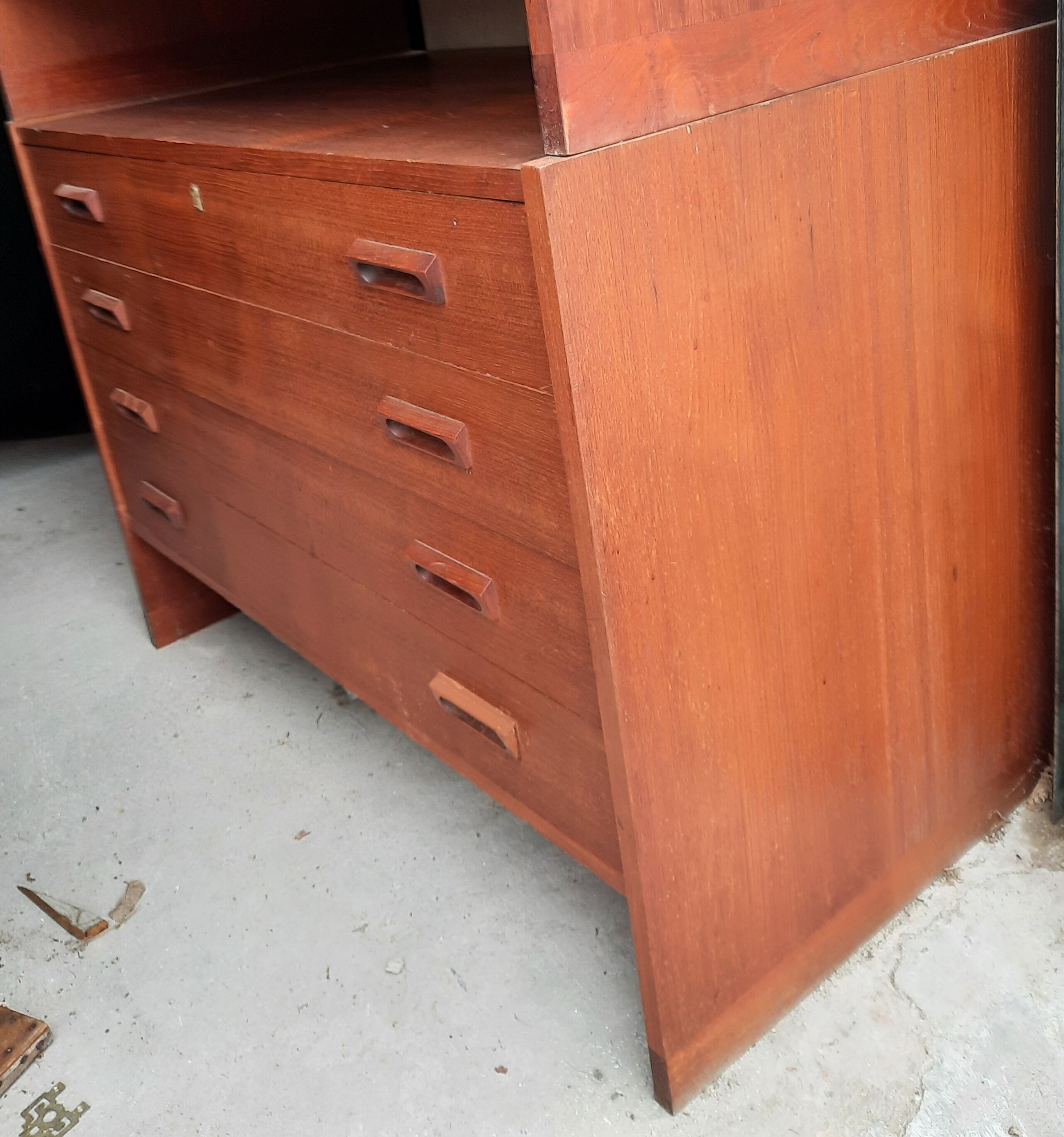 Convenient scandinavian furniture & shelf