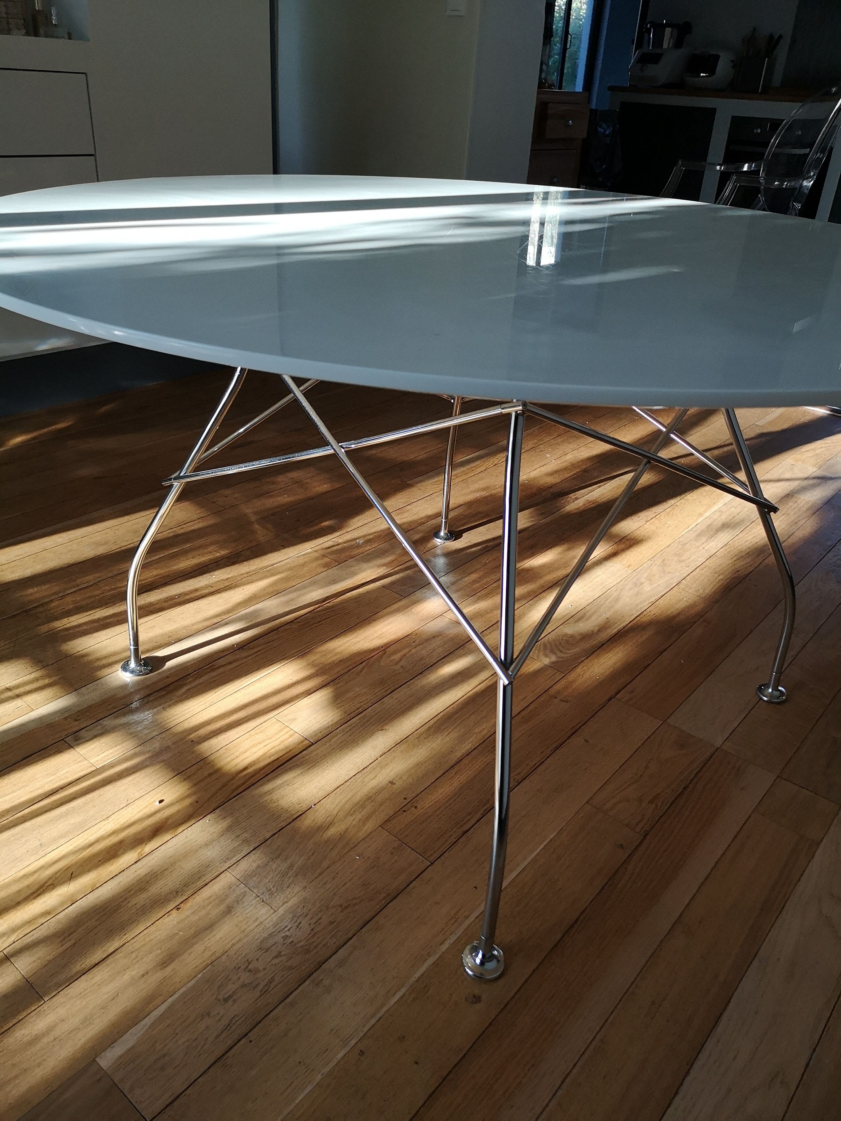 Table ronde glossy Kartell Selency