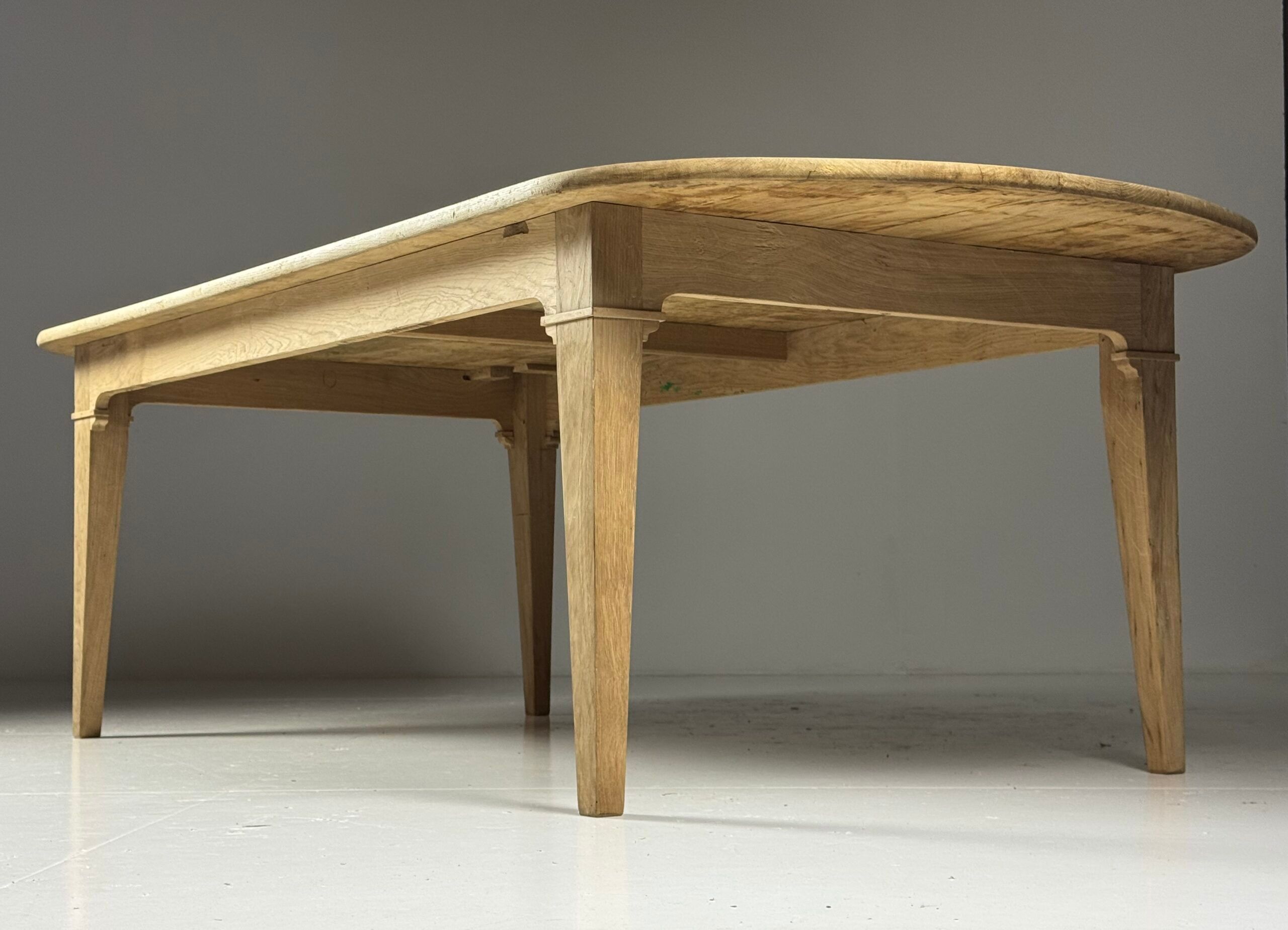 Monastery table oval 250cm oak