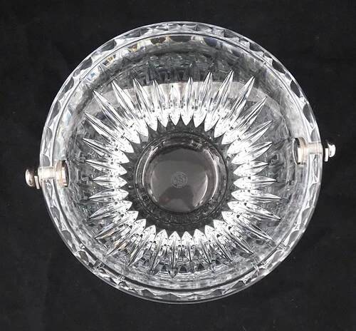 Baccarat Massena model, ice bucket, ice cubes, crystal, signed, excellent condition.